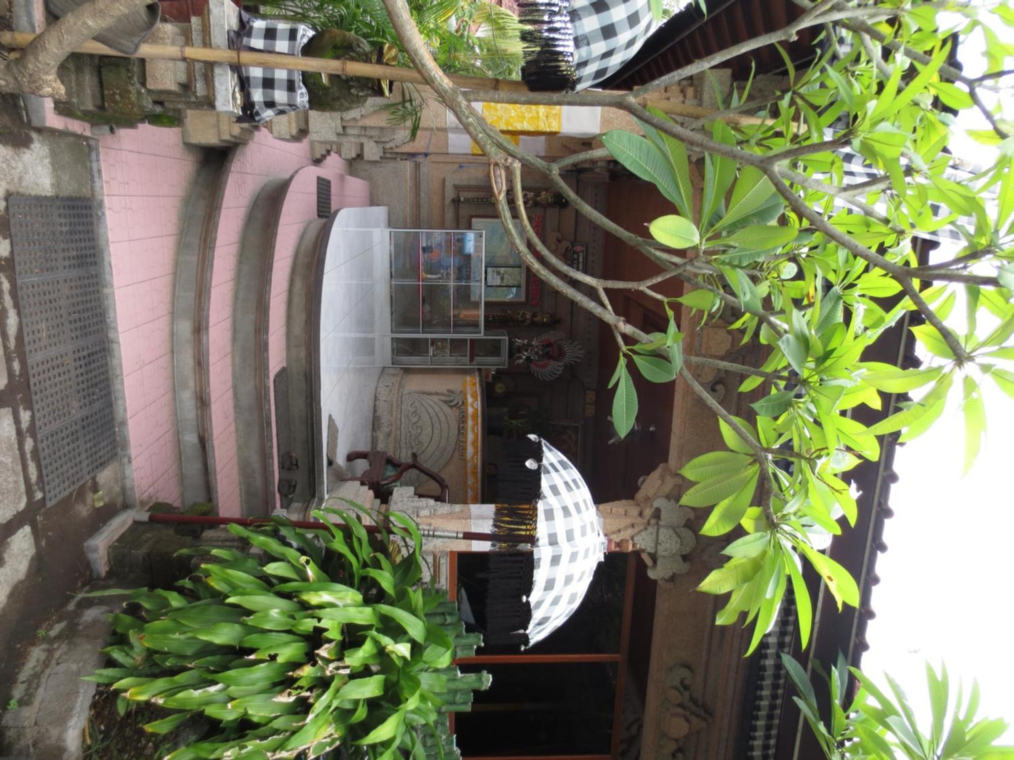 Paradise Palm Beach Bungalows And Dive Center Tulamben Exterior foto