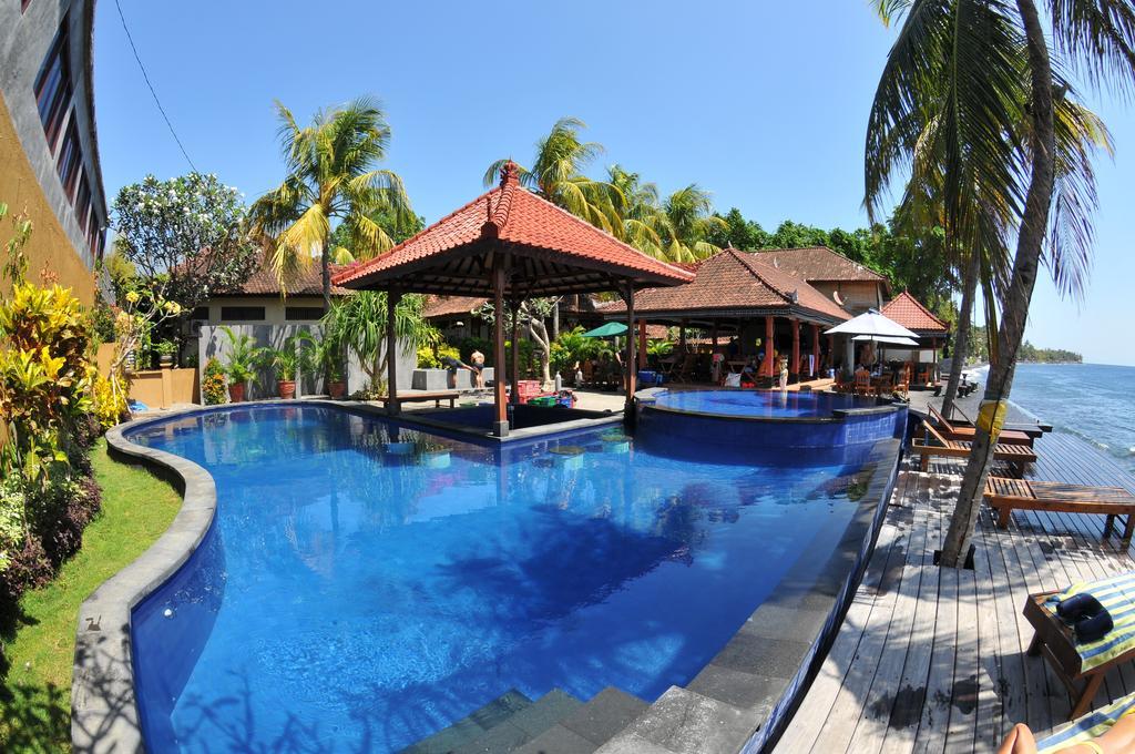 Paradise Palm Beach Bungalows And Dive Center Tulamben Exterior foto